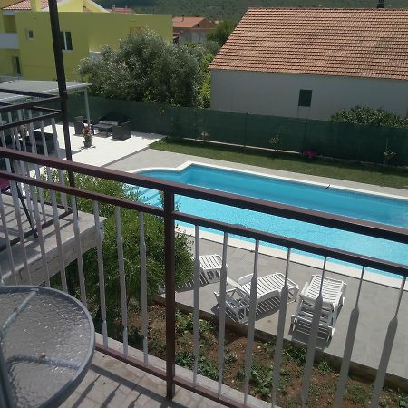 Krkahaus Hotel Lozovac Eksteriør billede