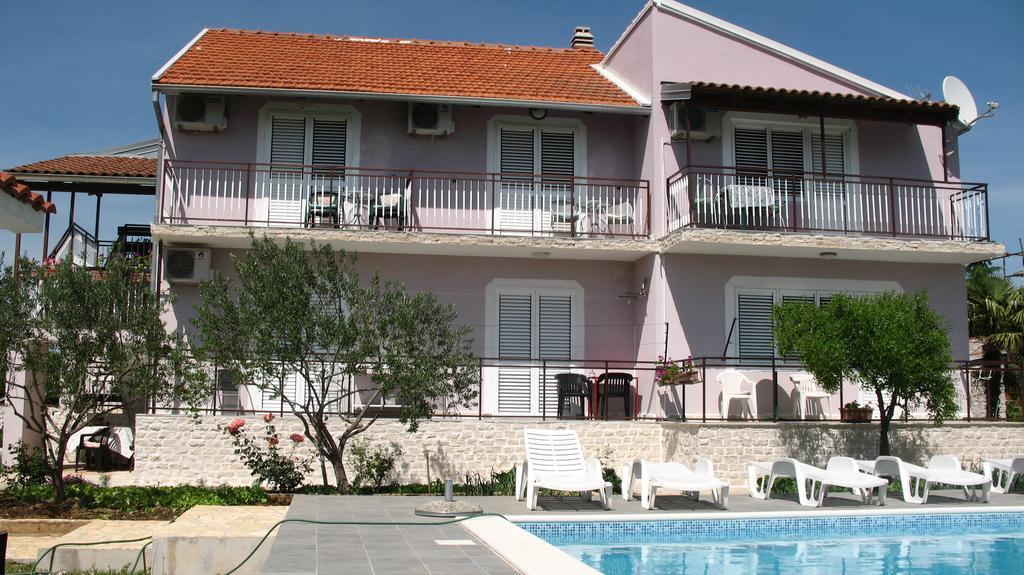 Krkahaus Hotel Lozovac Eksteriør billede