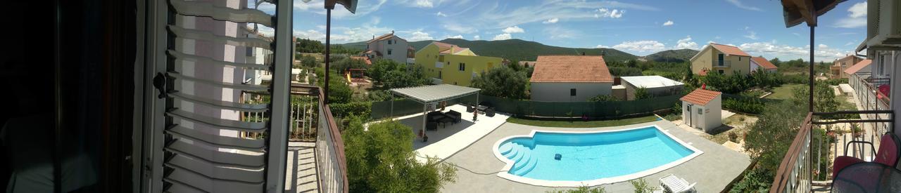 Krkahaus Hotel Lozovac Eksteriør billede